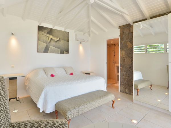 St. Barts Home 985534