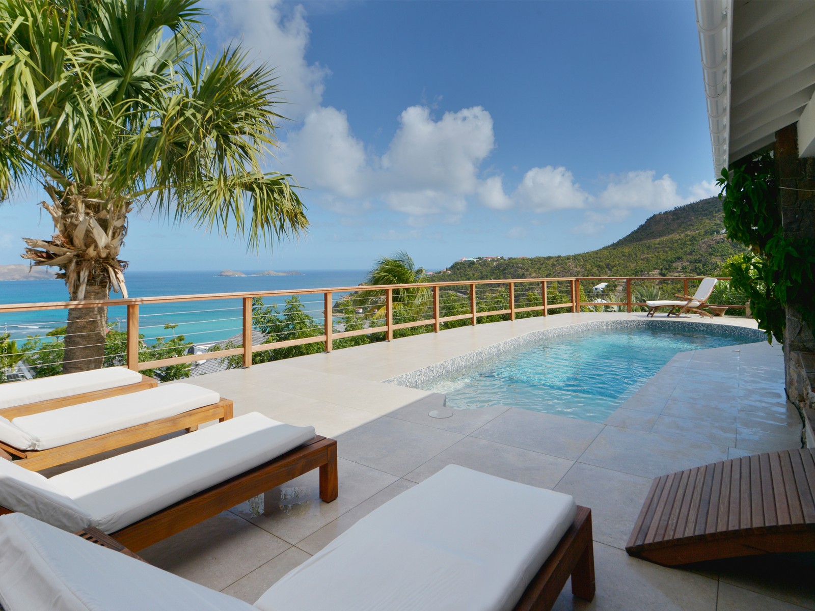 St. Barts Home 985534