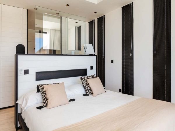 St. Barts Home 985536