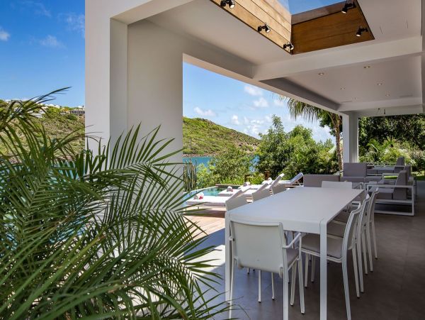 St. Barts Home 985537