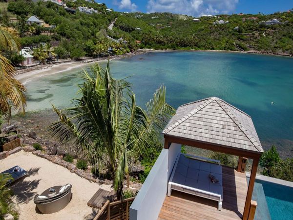 St. Barts Home 985537