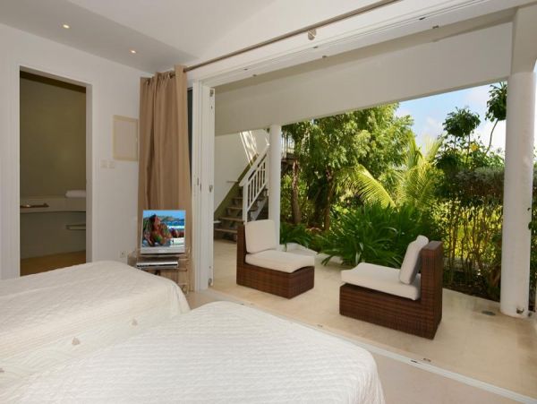 St. Barts Home 985539