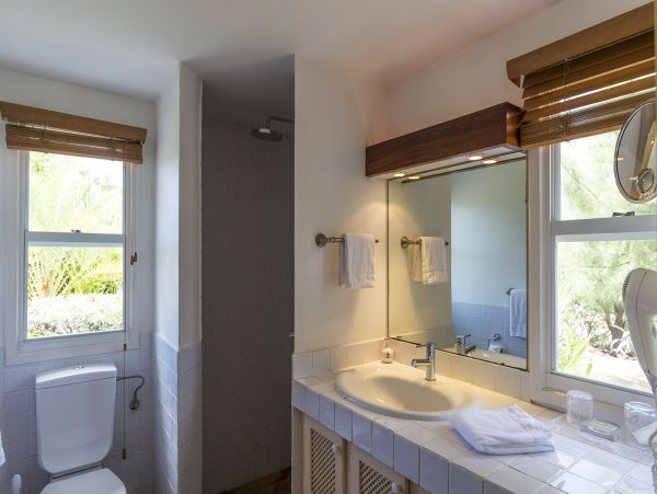 St. Barts Home 985540