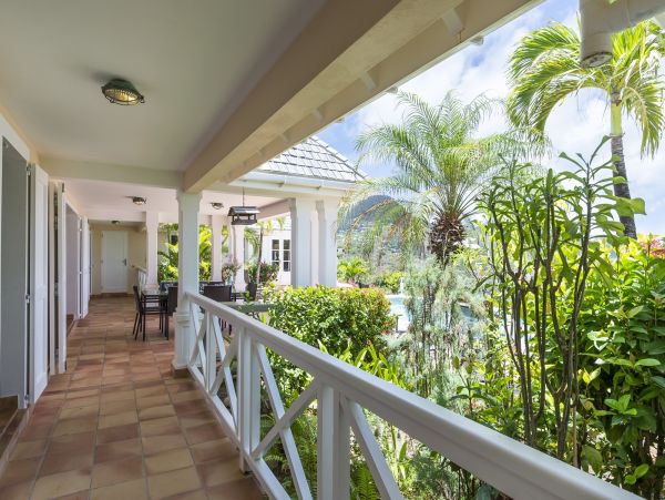 St. Barts Home 985540
