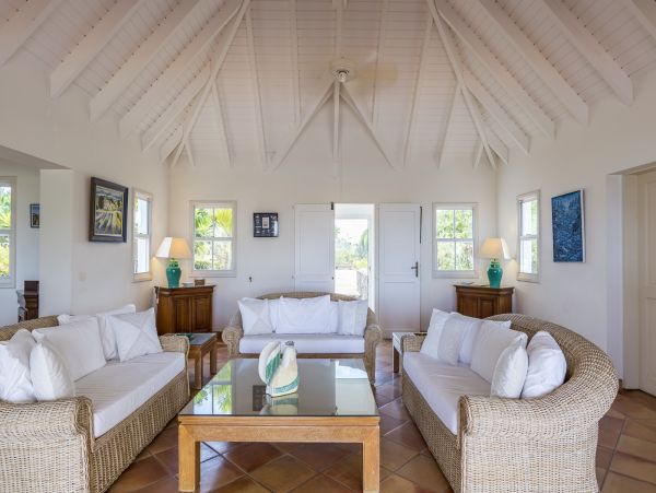 St. Barts Home 985540