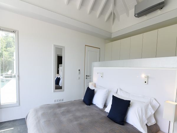 St. Barts Home 985542