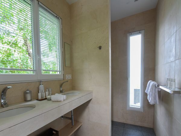 St. Barts Home 985542