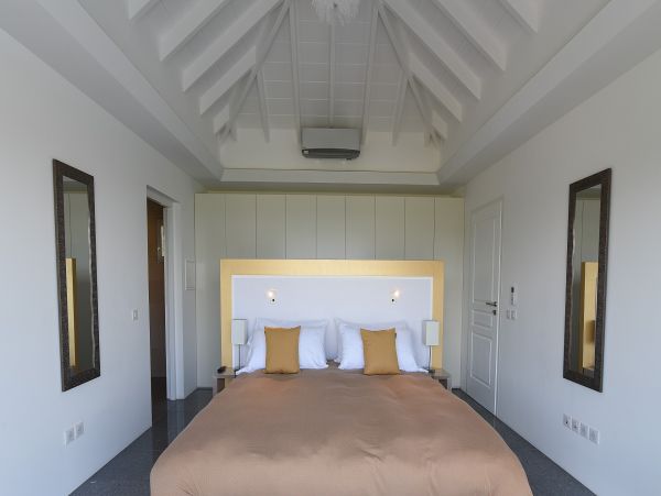 St. Barts Home 985542
