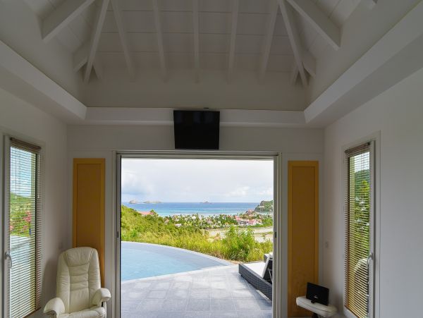 St. Barts Home 985542