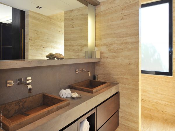 St. Barts Home 985543