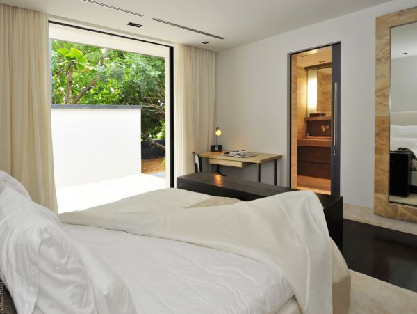 St. Barts Home 985543