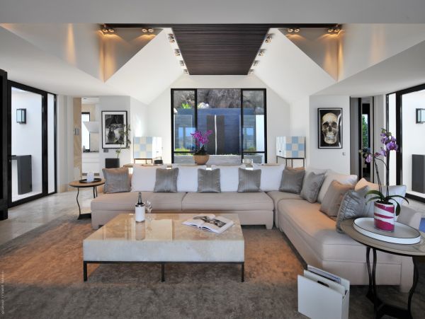 St. Barts Home 985543
