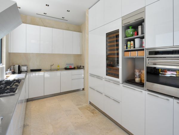 St. Barts Home 985543