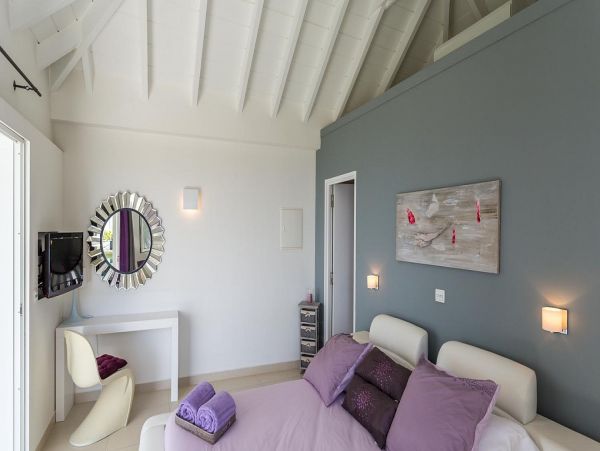 St. Barts Home 985544
