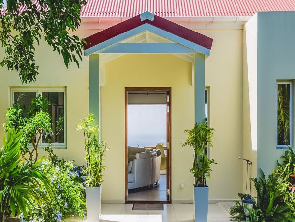 St. Barts Home 985544
