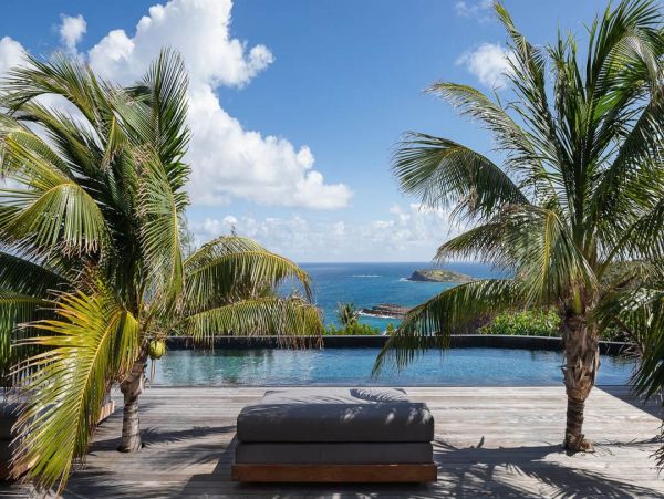 St. Barts Home 985545