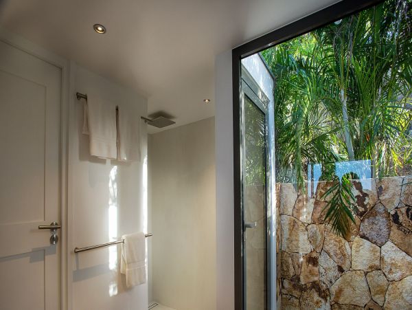 St. Barts Home 985546