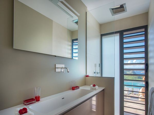 St. Barts Home 985546