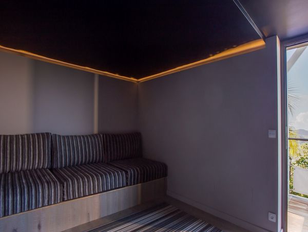 St. Barts Home 985546