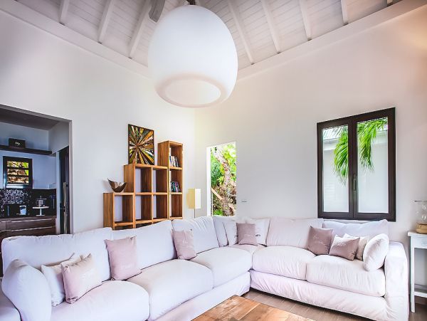 St. Barts Home 985546