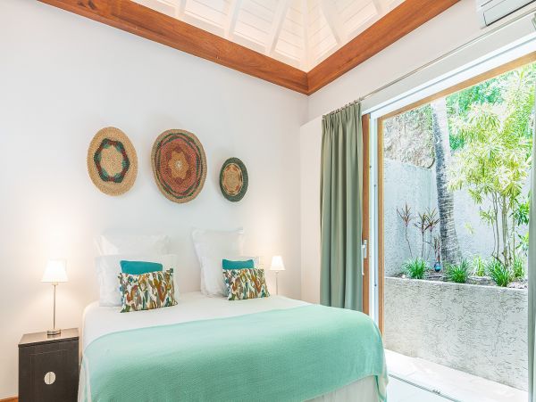 St. Barts Home 985550