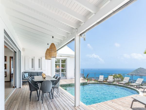 St. Barts Home 985550