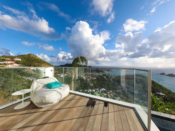 St. Barts Home 985551