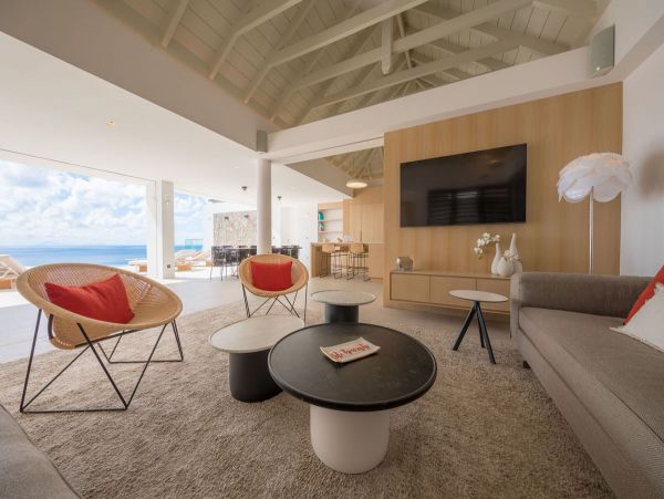St. Barts Home 985551