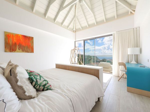 St. Barts Home 985551