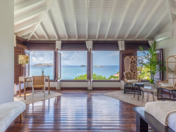 St. Barts Home 985552