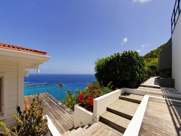 St. Barts Home 985553
