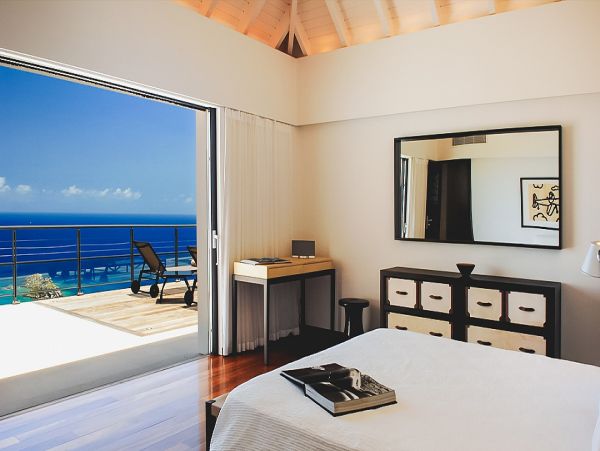 St. Barts Home 985553