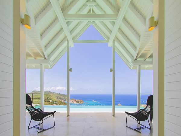 St. Barts Home 985553