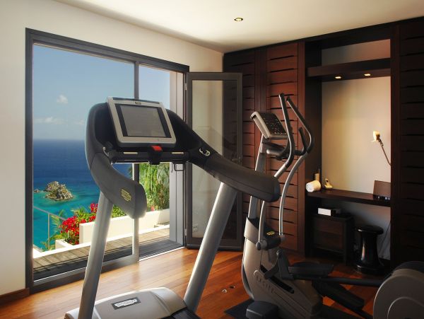St. Barts Home 985553