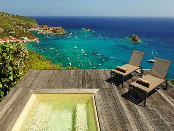 St. Barts Home 985553