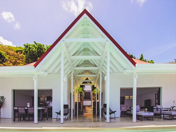 St. Barts Home 985553