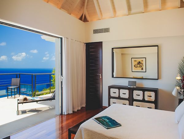 St. Barts Home 985553