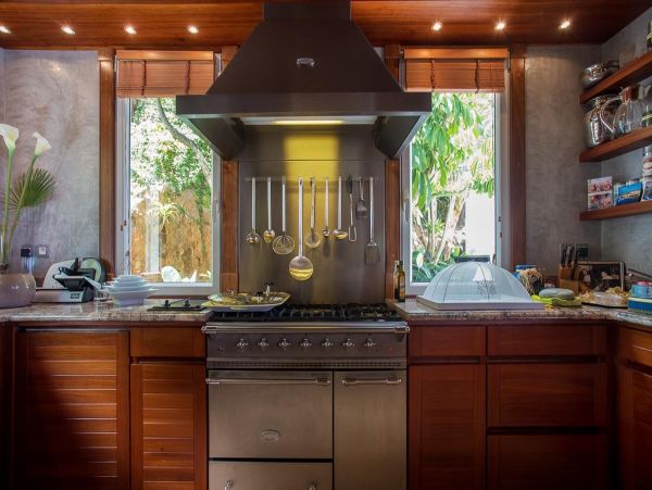 St. Barts Home 985554
