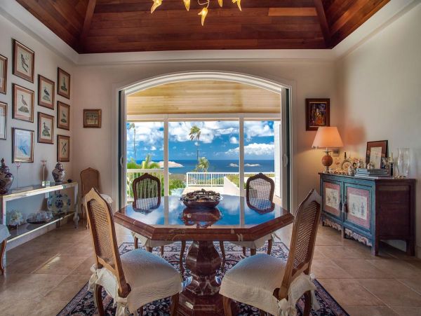 St. Barts Home 985554