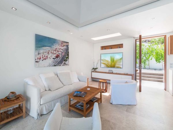 St. Barts Home 985555