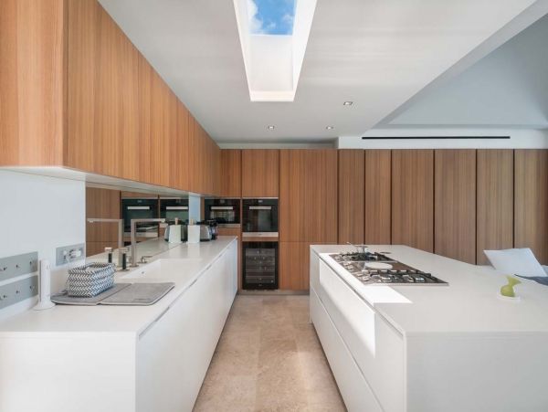 St. Barts Home 985555