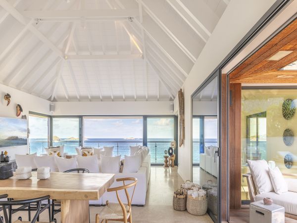 St. Barts Home 985556