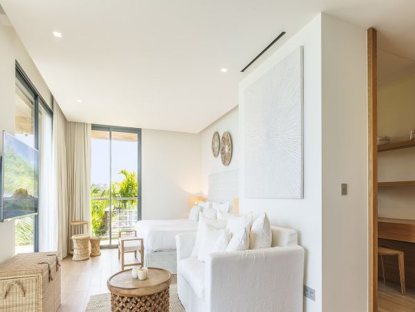St. Barts Home 985556