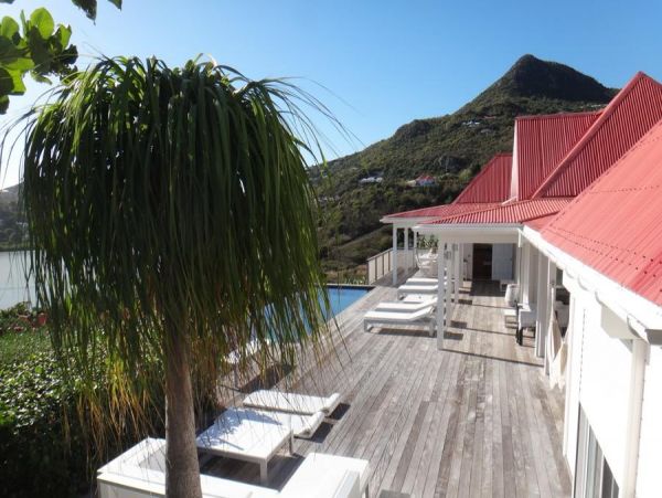 St. Barts Home 985558