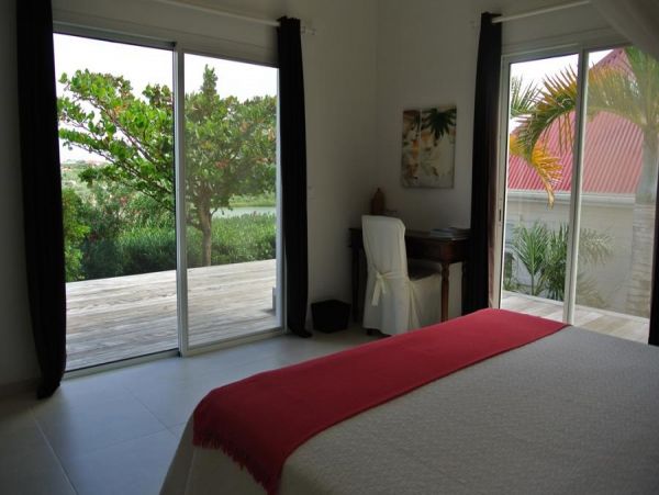 St. Barts Home 985558