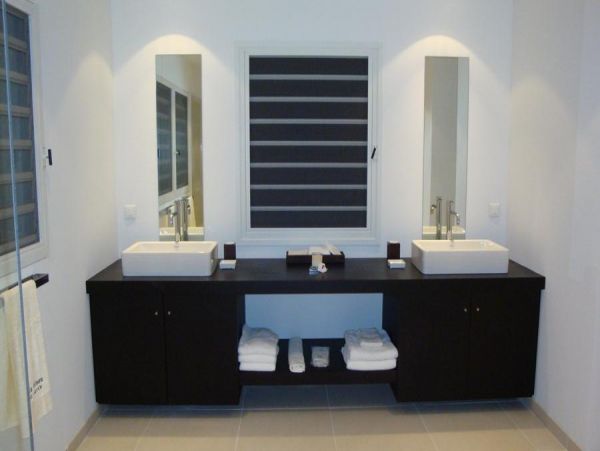 St. Barts Home 985558