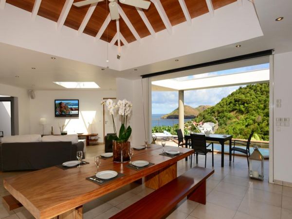St. Barts Home 985559