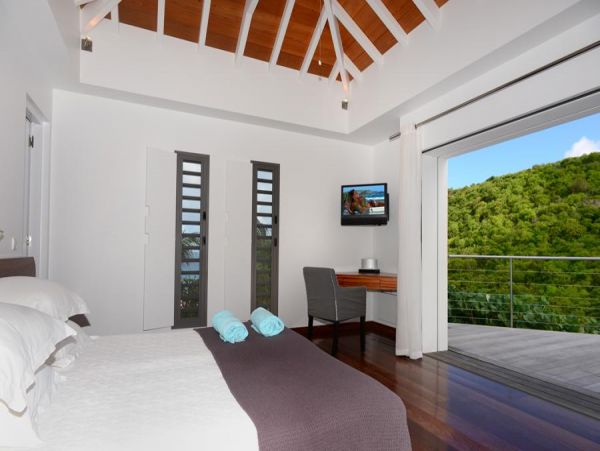 St. Barts Home 985559