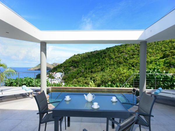 St. Barts Home 985559