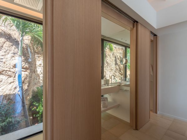 St. Barts Home 985560